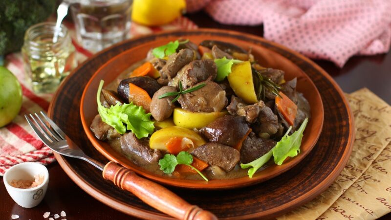 Рецепт куриной печени с яблоками и луком Рецепт куриной печени с яблоками и луком